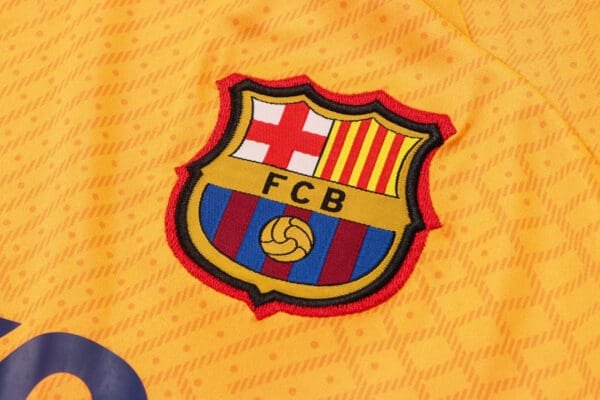 Conjunto Camisa e Short do Barcelona 2022-2023