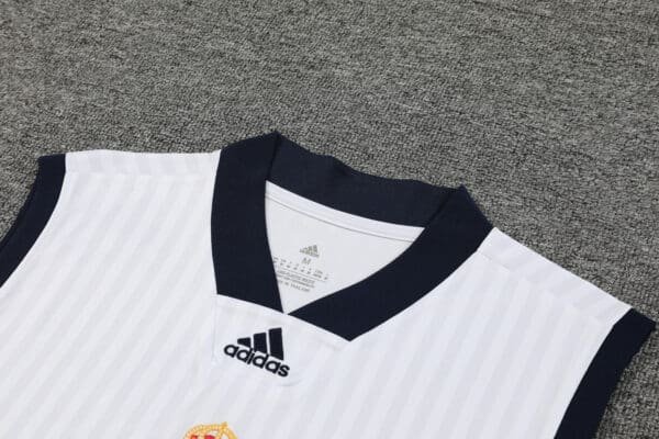 Conjunto Camisa e Short do Real Madrid 2023-2024