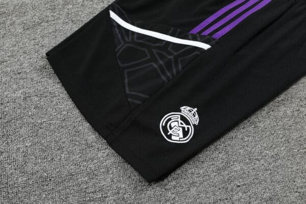 Conjunto Camisa e Short do Real Madrid 2023-2024