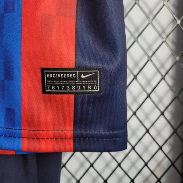 Kit de Uniforme Infantil do Barcelona II 2022-2023