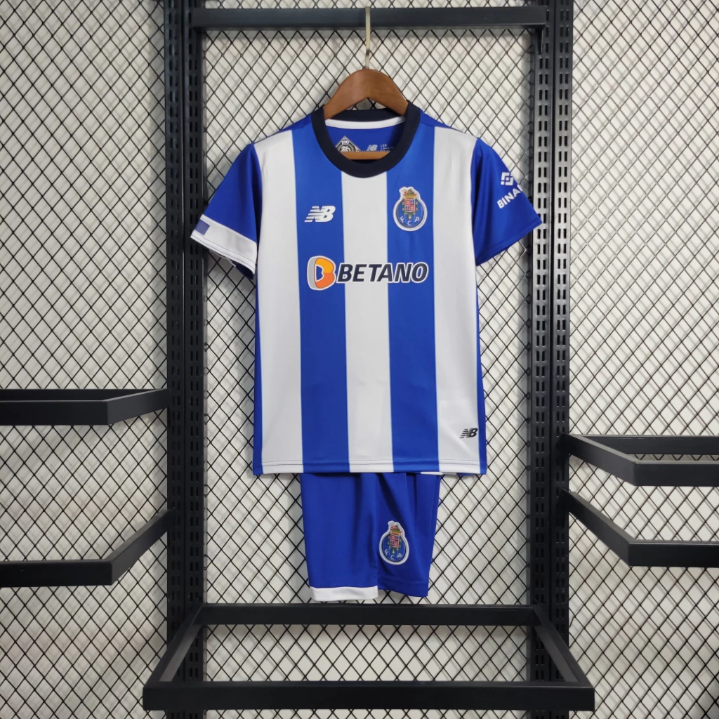 Kit de Uniforme Infantil do Porto I 2023-2024 Kit de Uniforme Infantil do Porto I 2023-2024