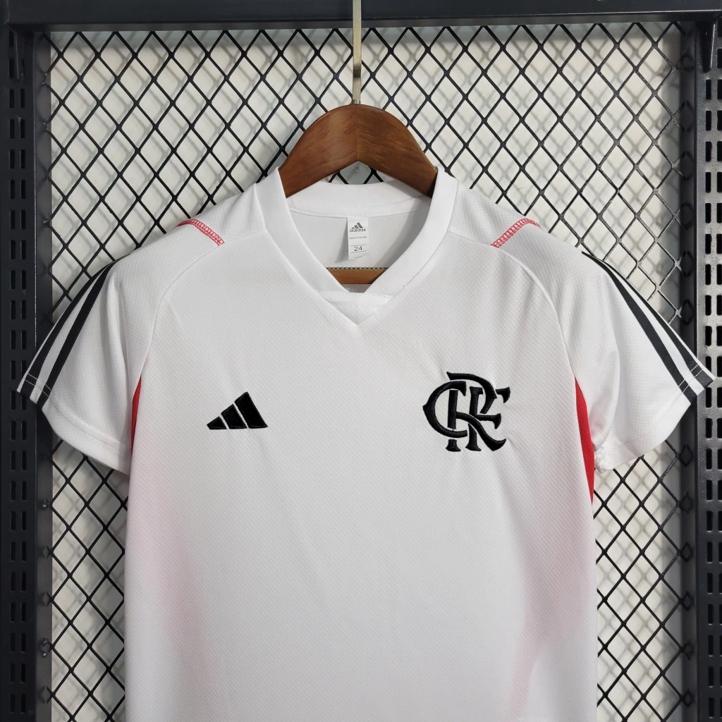 Kit de Uniforme Infantil do Flamengo Treino 2023-2024 Kit de Uniforme Infantil do Flamengo Treino 2023-2024
