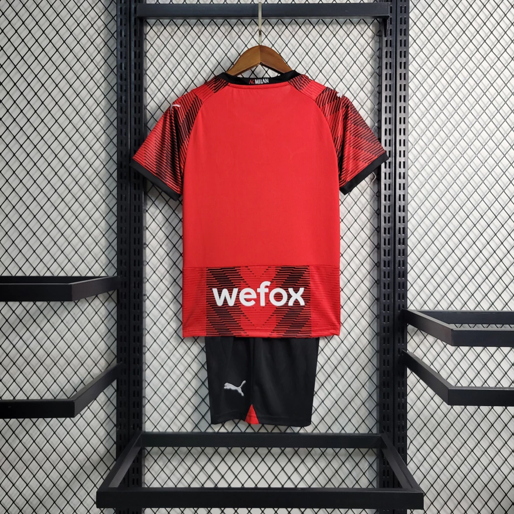 Kit de Uniforme Infantil do Milan I 2023-2024 Kit de Uniforme Infantil do Milan I 2023-2024