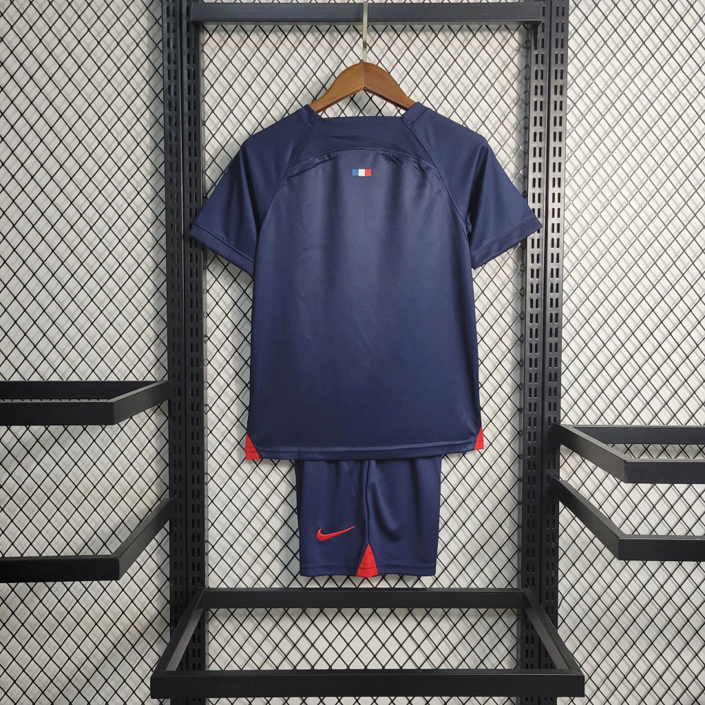 Kit de Uniforme Infantil do PSG I 2023-2024 Kit de Uniforme Infantil do PSG I 2023-2024