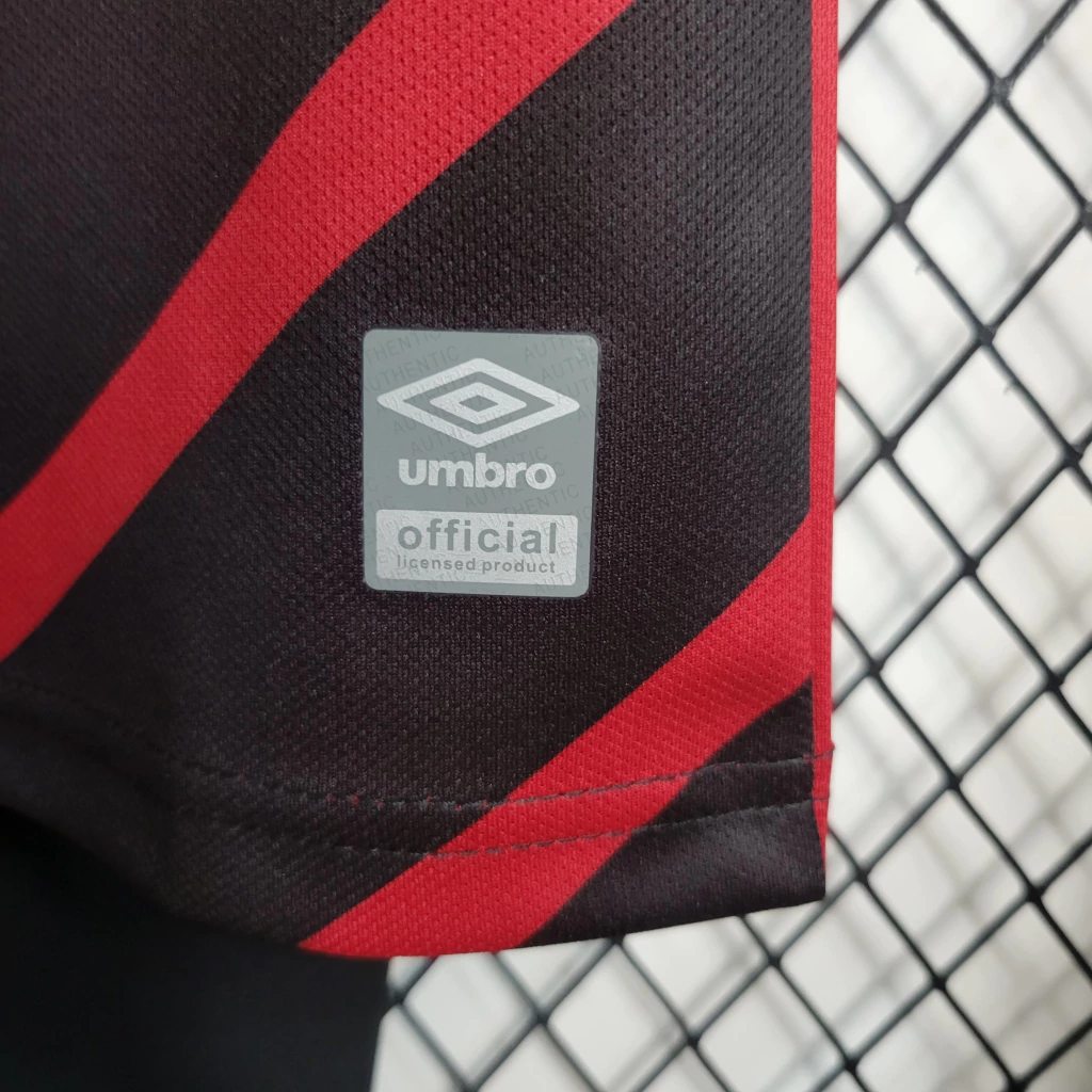Kit de Uniforme Infantil do Atlhetico Paranaense I 2023-2024 Kit de Uniforme Infantil do Atlhetico Paranaense I 2023-2024