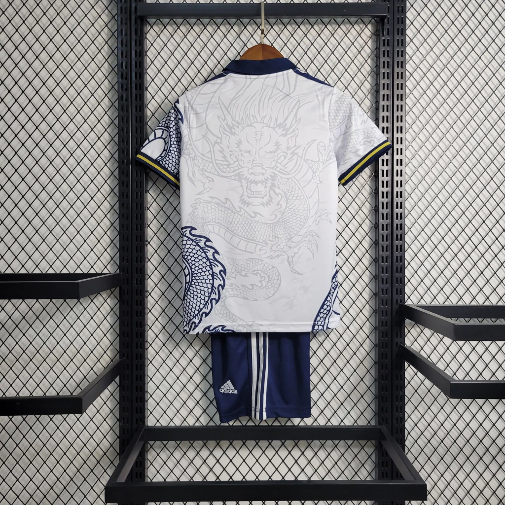 Kit de Uniforme Infantil do Real Madrid EE 2023-2024 Kit de Uniforme Infantil do Real Madrid EE 2023-2024