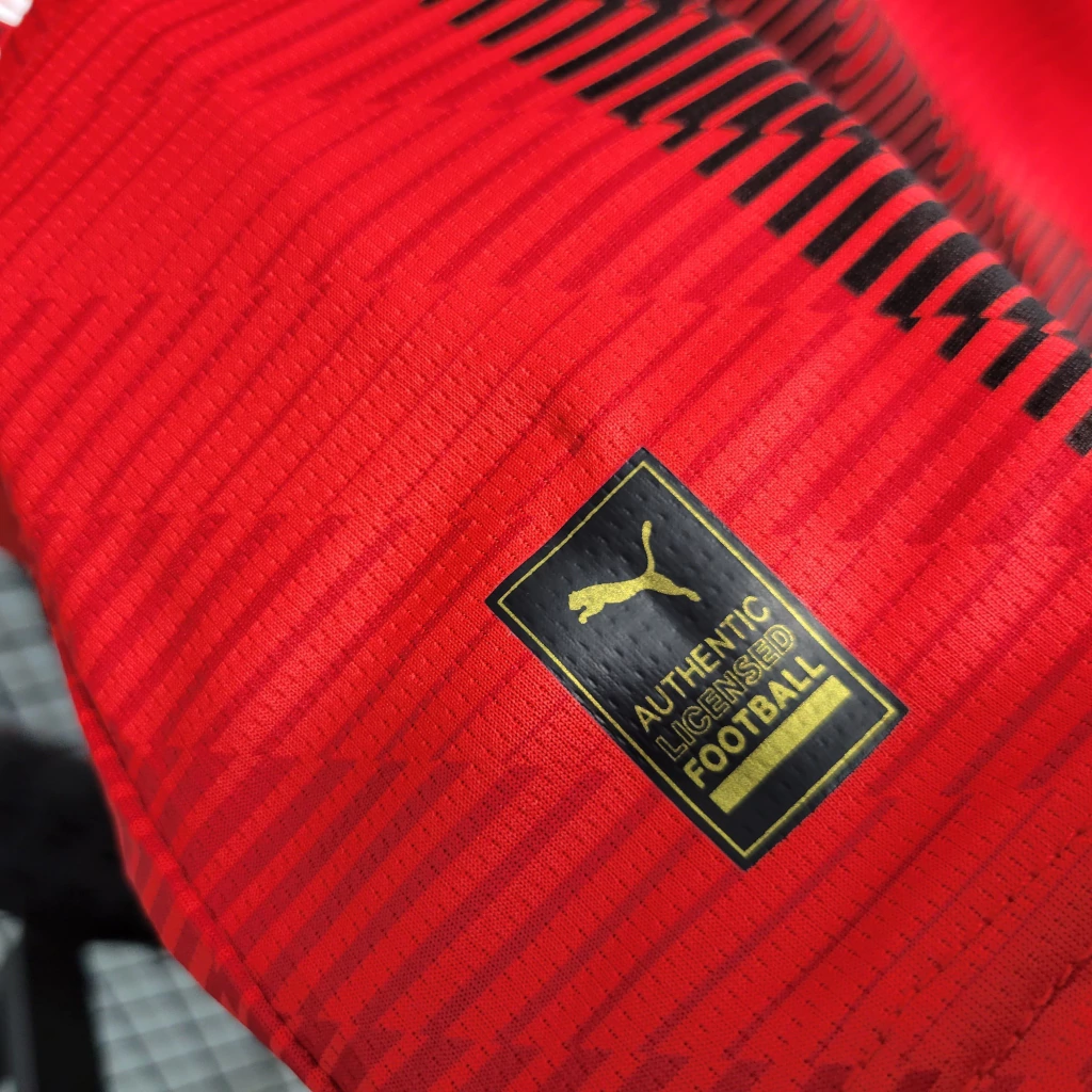 Kit de Uniforme Infantil do Milan I 2023-2024 Kit de Uniforme Infantil do Milan I 2023-2024