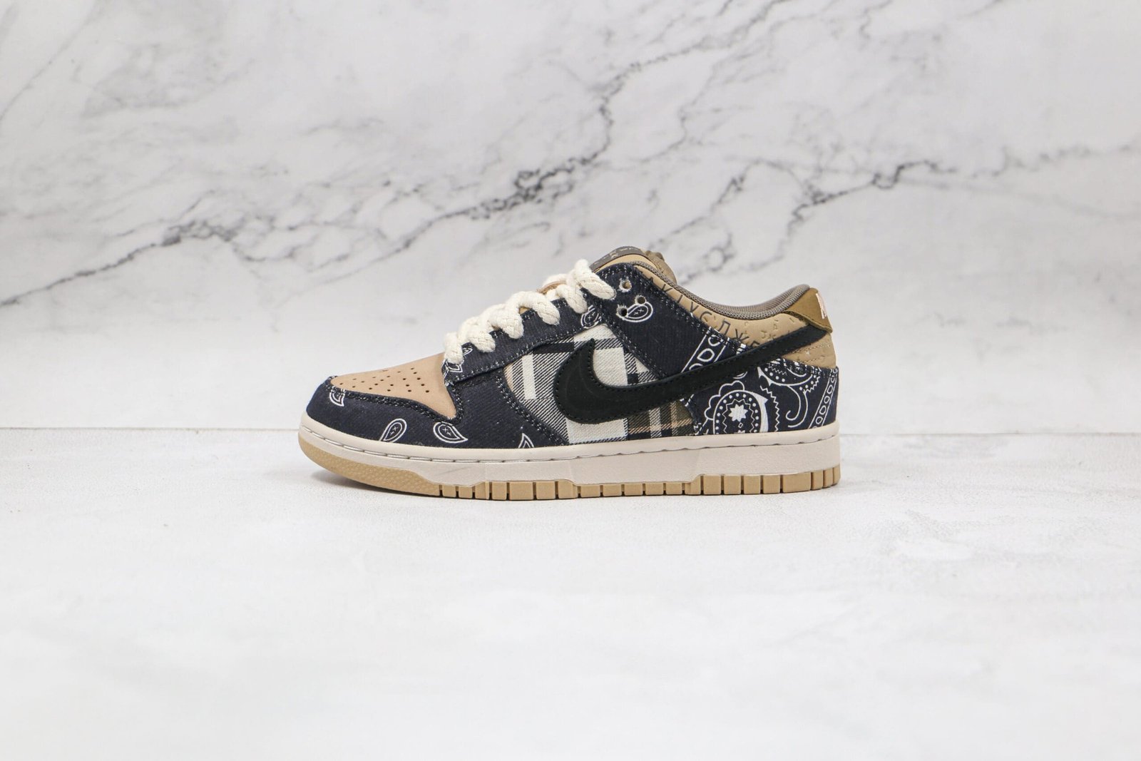 Nike SB Dunk Low Travis Scott Nike SB Dunk Low Travis Scott