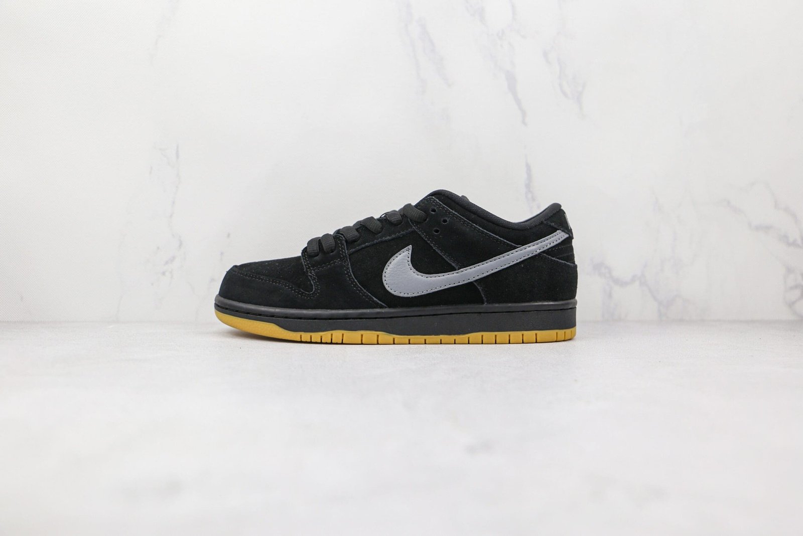 Nike SB Dunk Low Fog Nike SB Dunk Low Fog