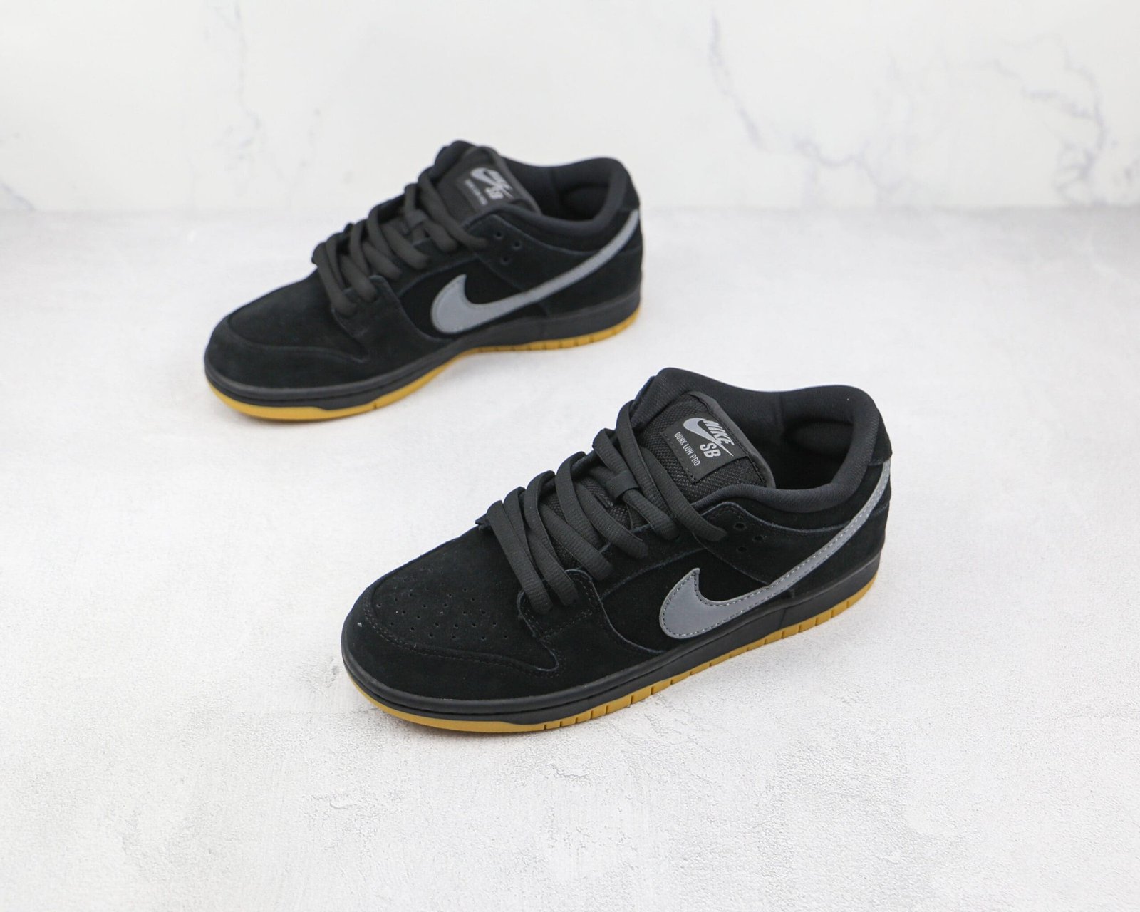 Nike SB Dunk Low Fog Nike SB Dunk Low Fog