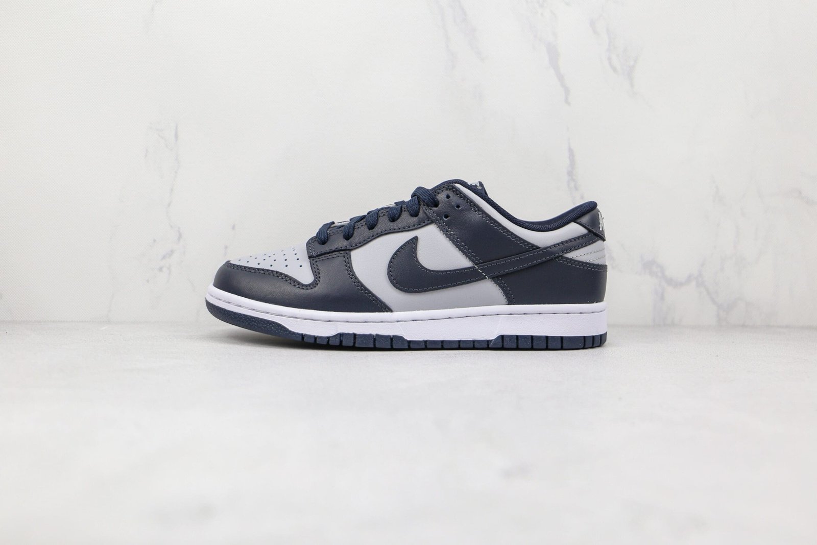 Nike Dunk Low Georgetown Nike Dunk Low Georgetown