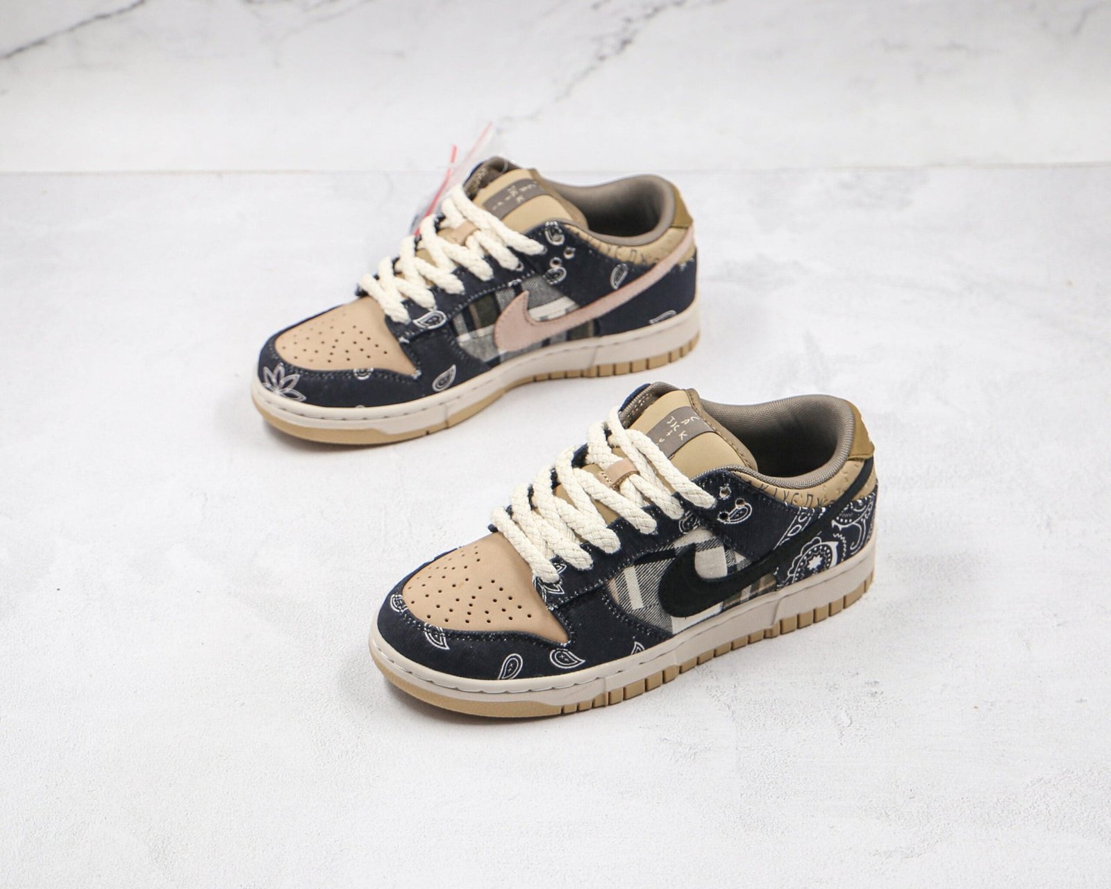 Nike SB Dunk Low Travis Scott Nike SB Dunk Low Travis Scott