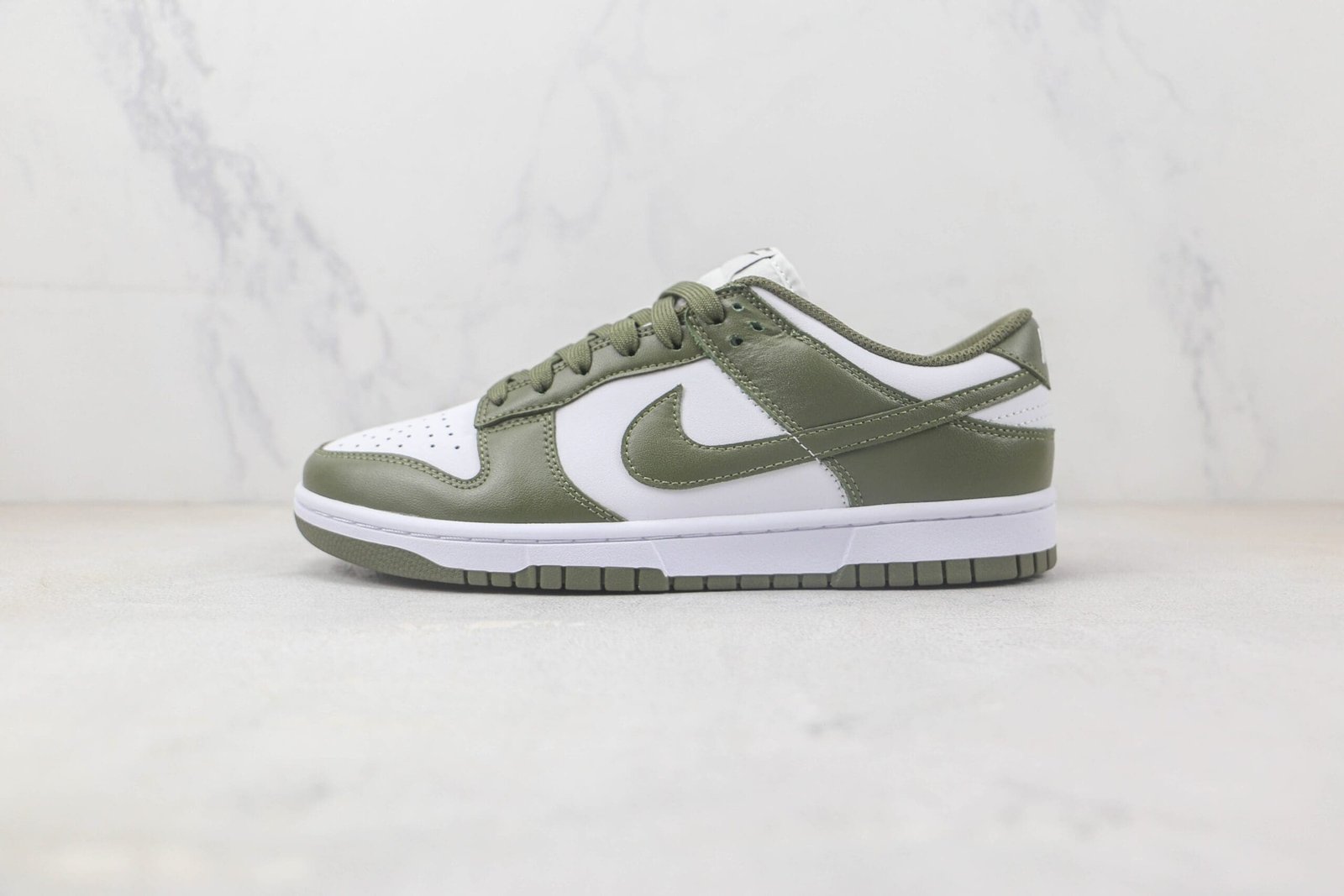 Nike Dunk Low Medium Olive Nike Dunk Low Medium Olive