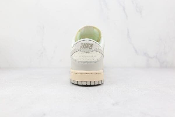 Nike Dunk Low Light Bone