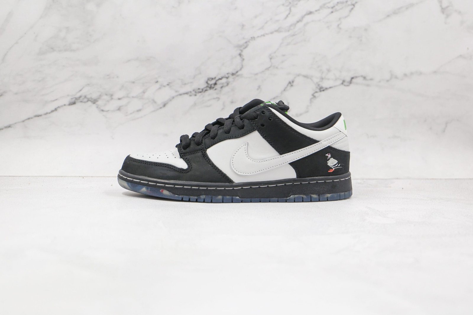 Nike SB Dunk Low Staple Panda Pigeon Nike SB Dunk Low Staple Panda Pigeon