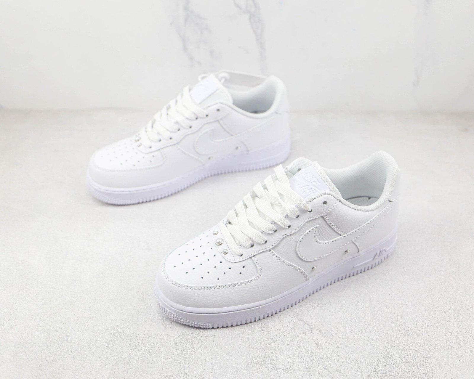 Nike Air Force 1 Pearl White Nike Air Force 1 Pearl White