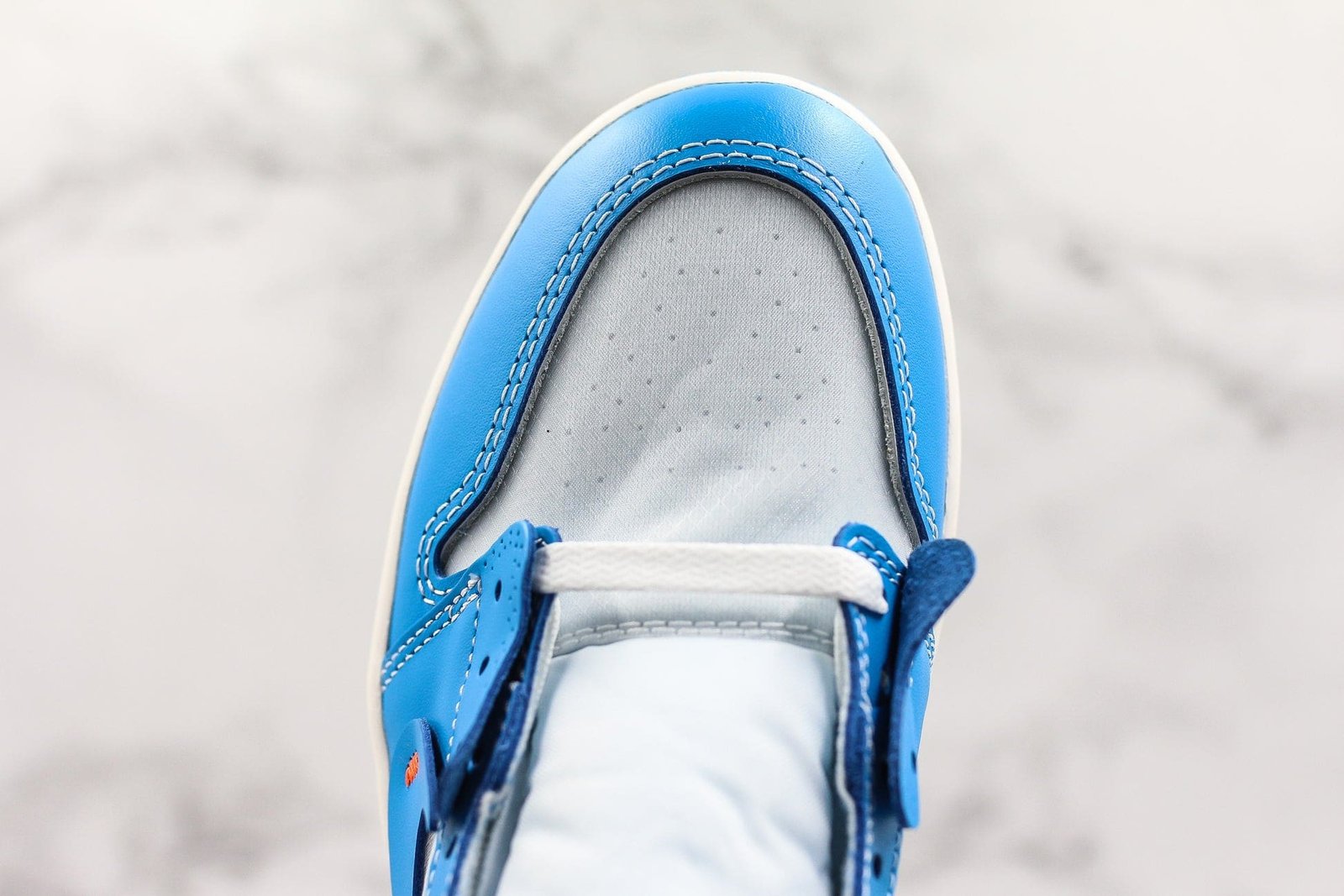 Jordan 1 Retro High Off-White University Blue Jordan 1 Retro High Off-White University Blue