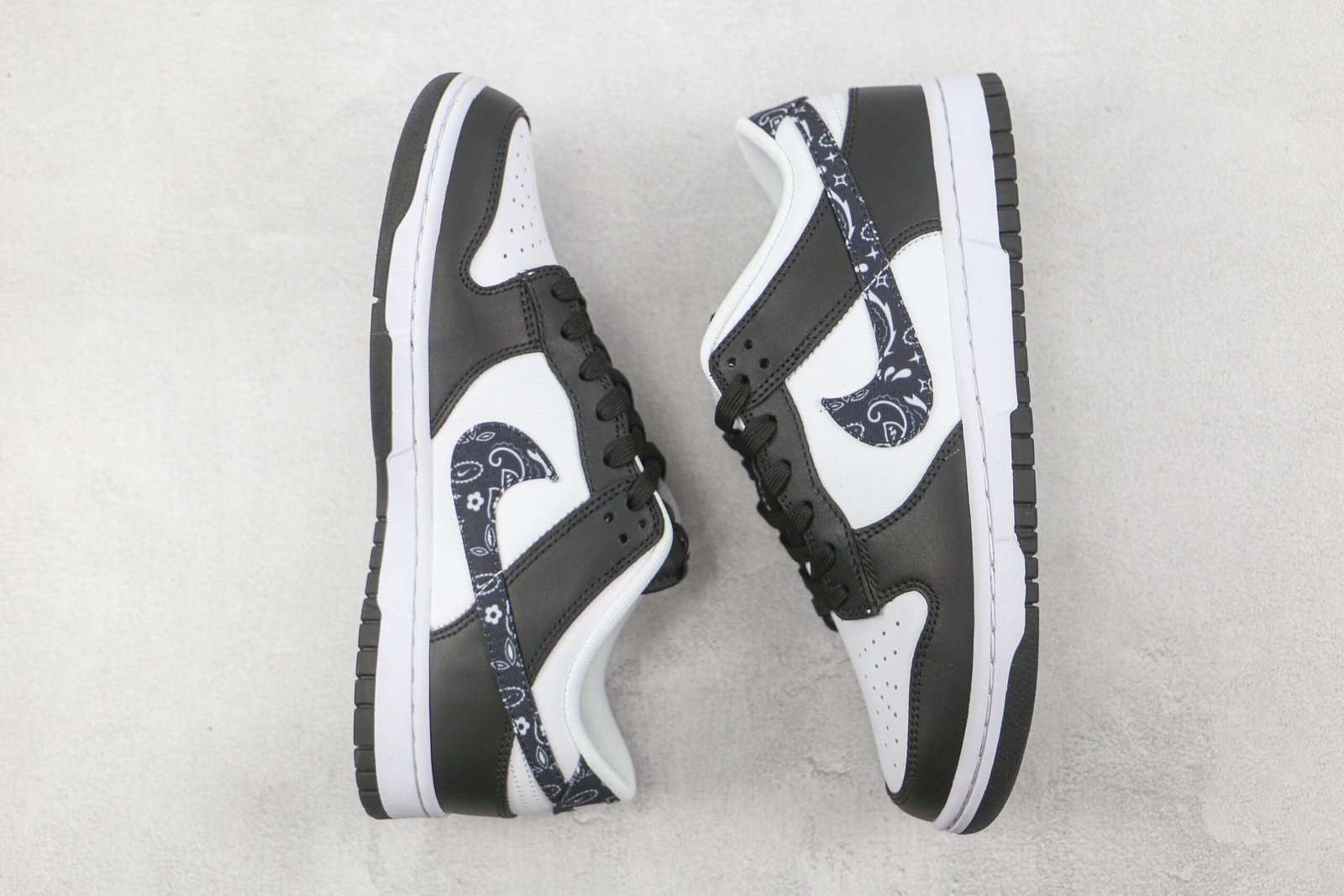 Nike Dunk Low Black Paisley Nike Dunk Low Black Paisley