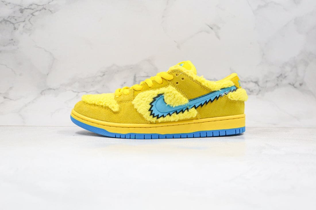 Nike SB Dunk Low Grateful Dead Bears Opti Yellow Nike SB Dunk Low Grateful Dead Bears Opti Yellow
