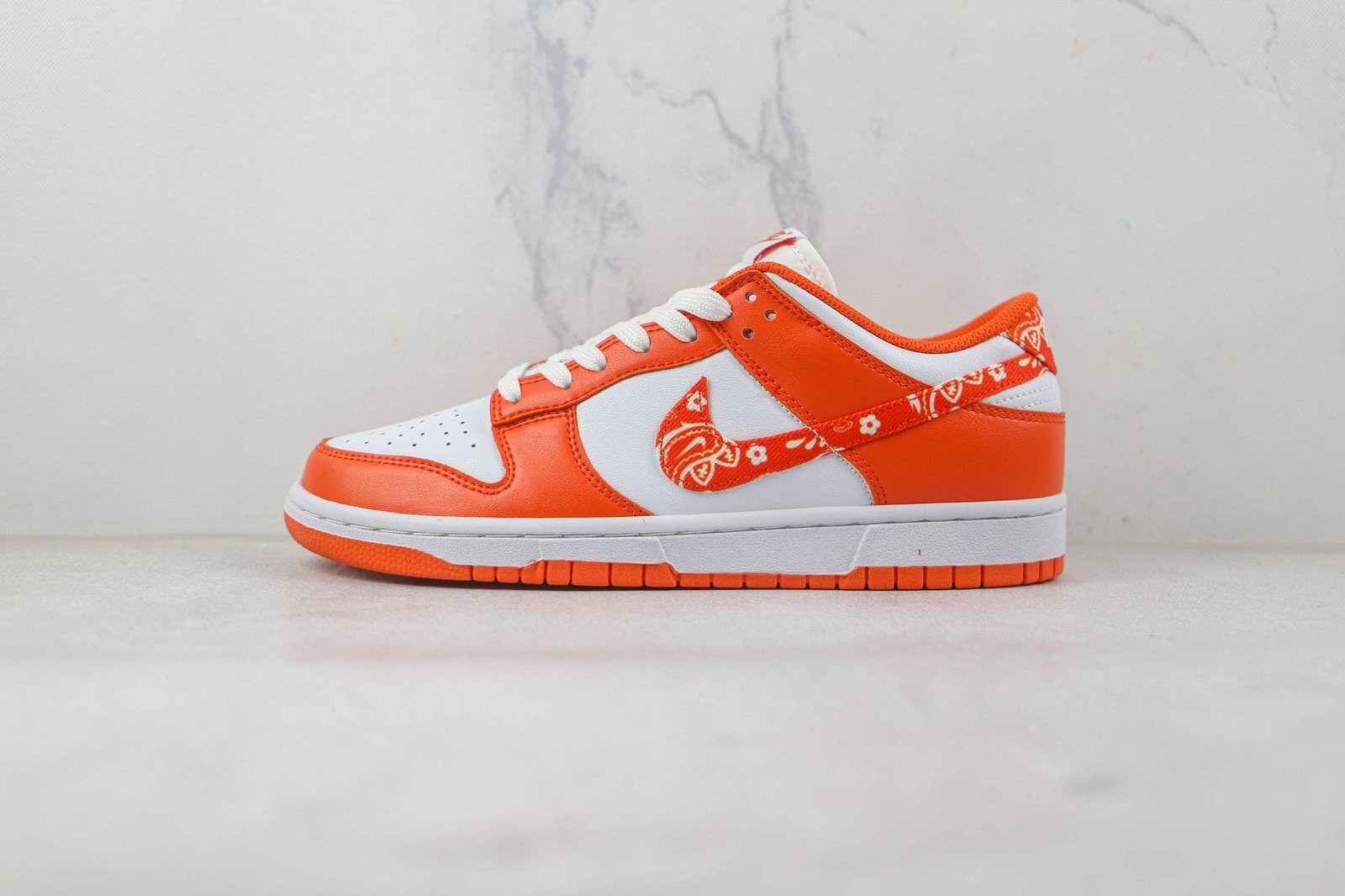 Nike Dunk Low Orange Paisley Nike Dunk Low Orange Paisley