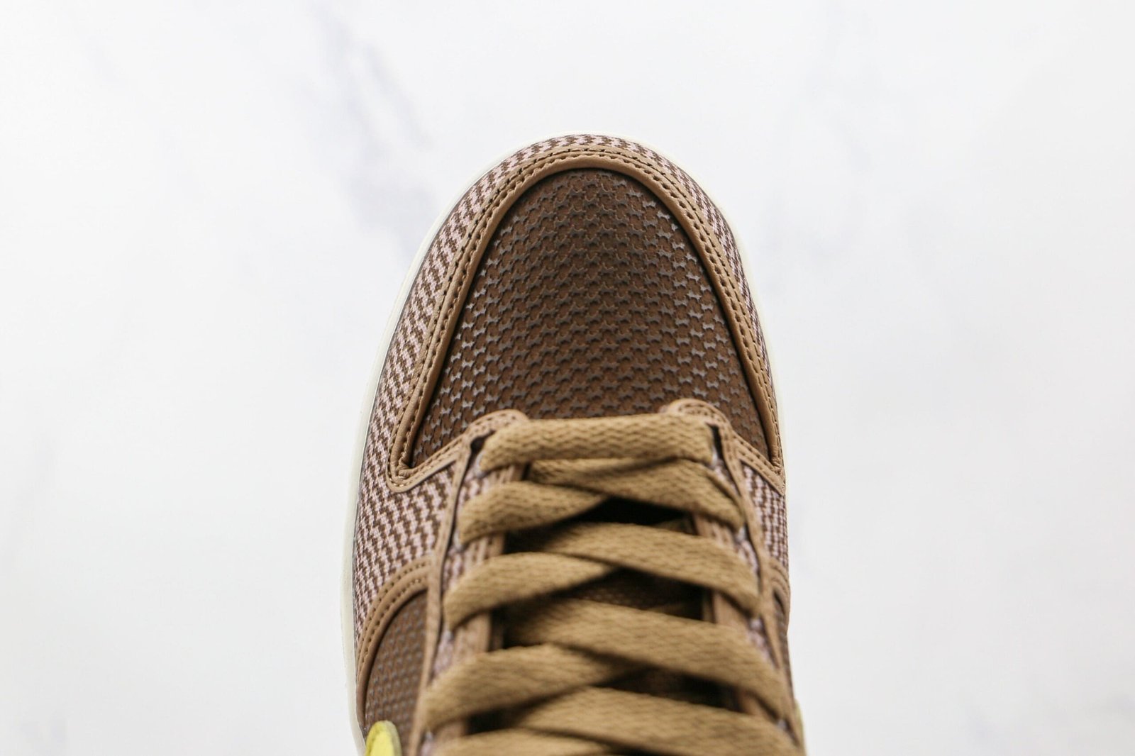 Nike Dunk Low Undefeated Canteen Nike Dunk Low Undefeated Canteen