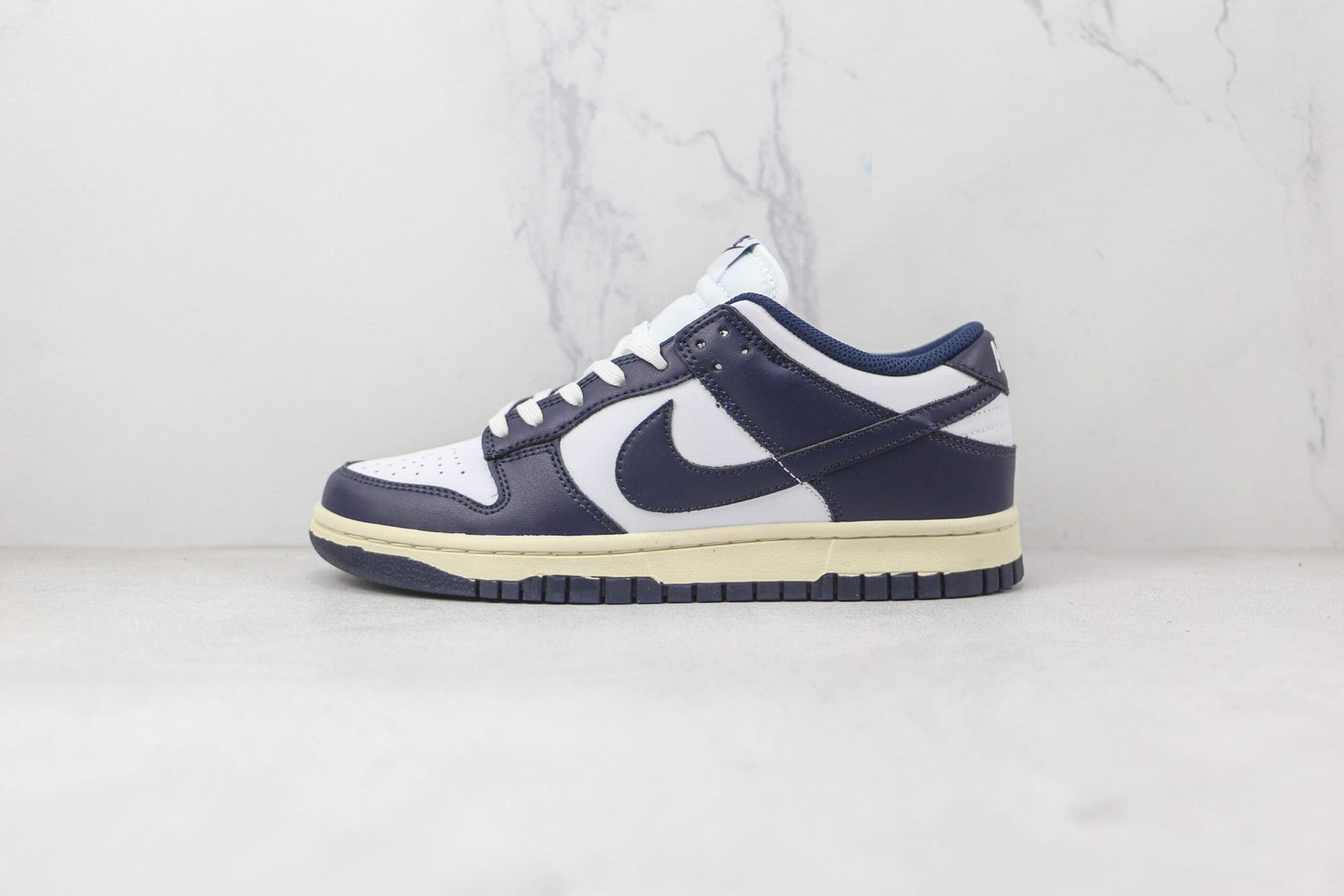 Nike Dunk Low Vintage Navy Nike Dunk Low Vintage Navy