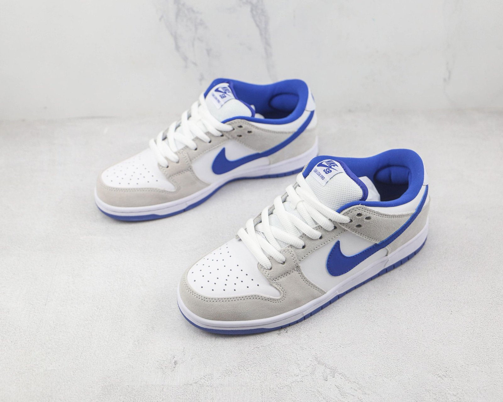 Nike Dunk Low Pro SB Matte Silver Varsity Royal Nike Dunk Low Pro SB Matte Silver Varsity Royal