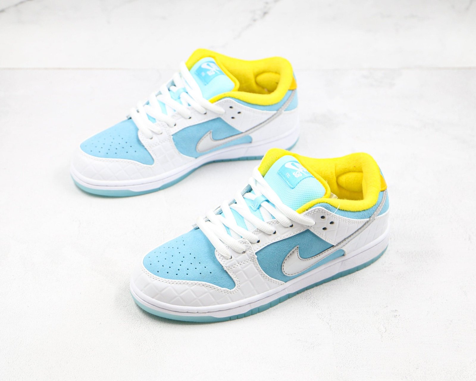 Nike SB Dunk Low Pro FTC Lagoon Pulse Nike SB Dunk Low Pro FTC Lagoon Pulse