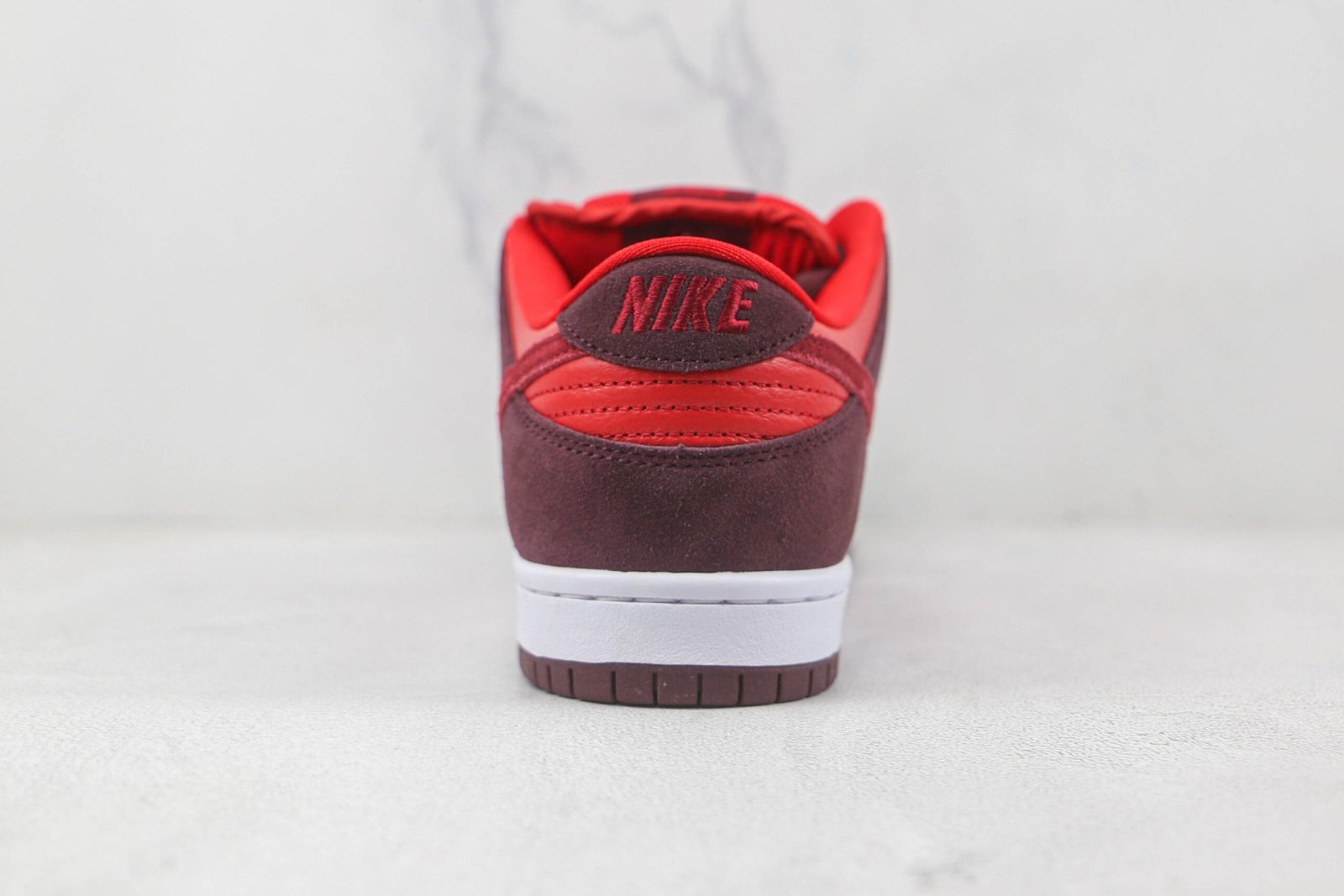 Nike SB Dunk Low Cherry Nike SB Dunk Low Cherry