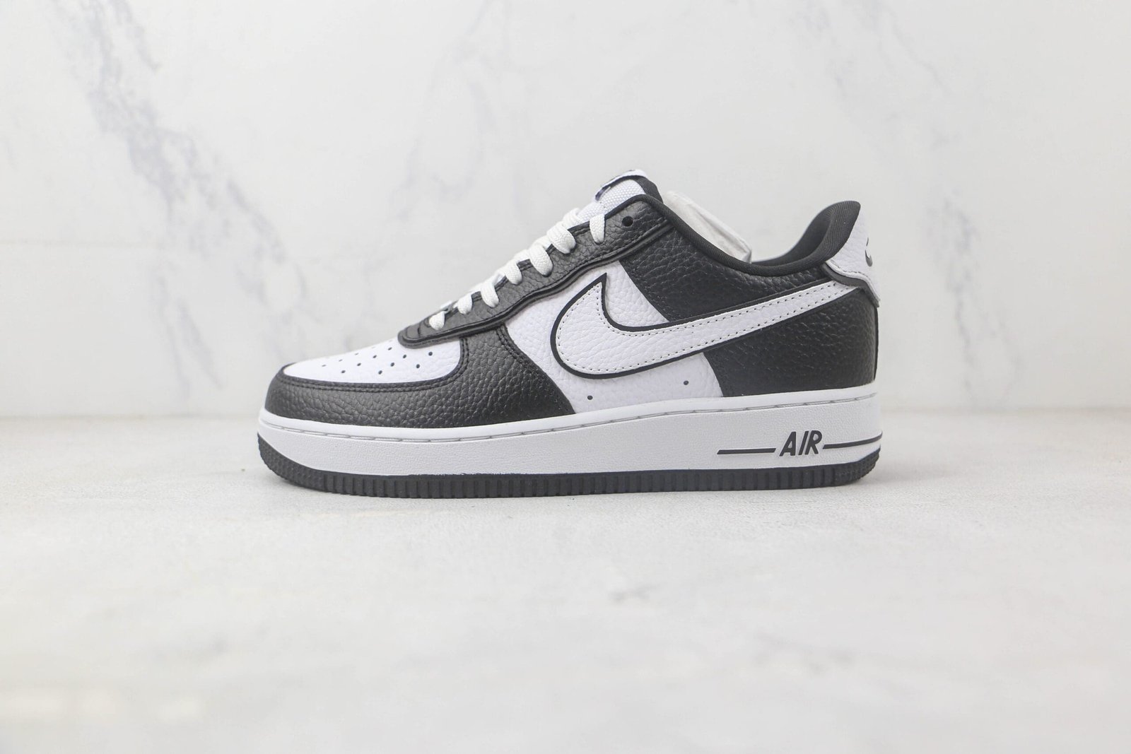 Nike Air Force 1 Panda Nike Air Force 1 Panda