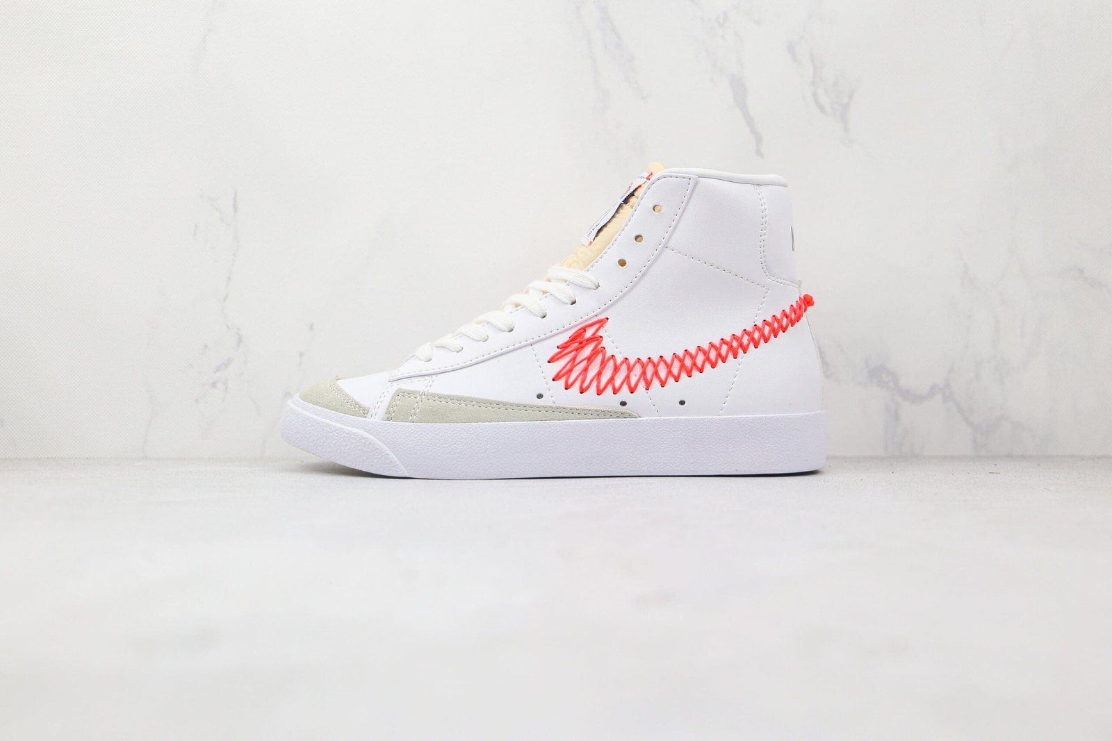 Nike Blazer Mid 77 Vintage Zig Zag Nike Blazer Mid 77 Vintage Zig Zag