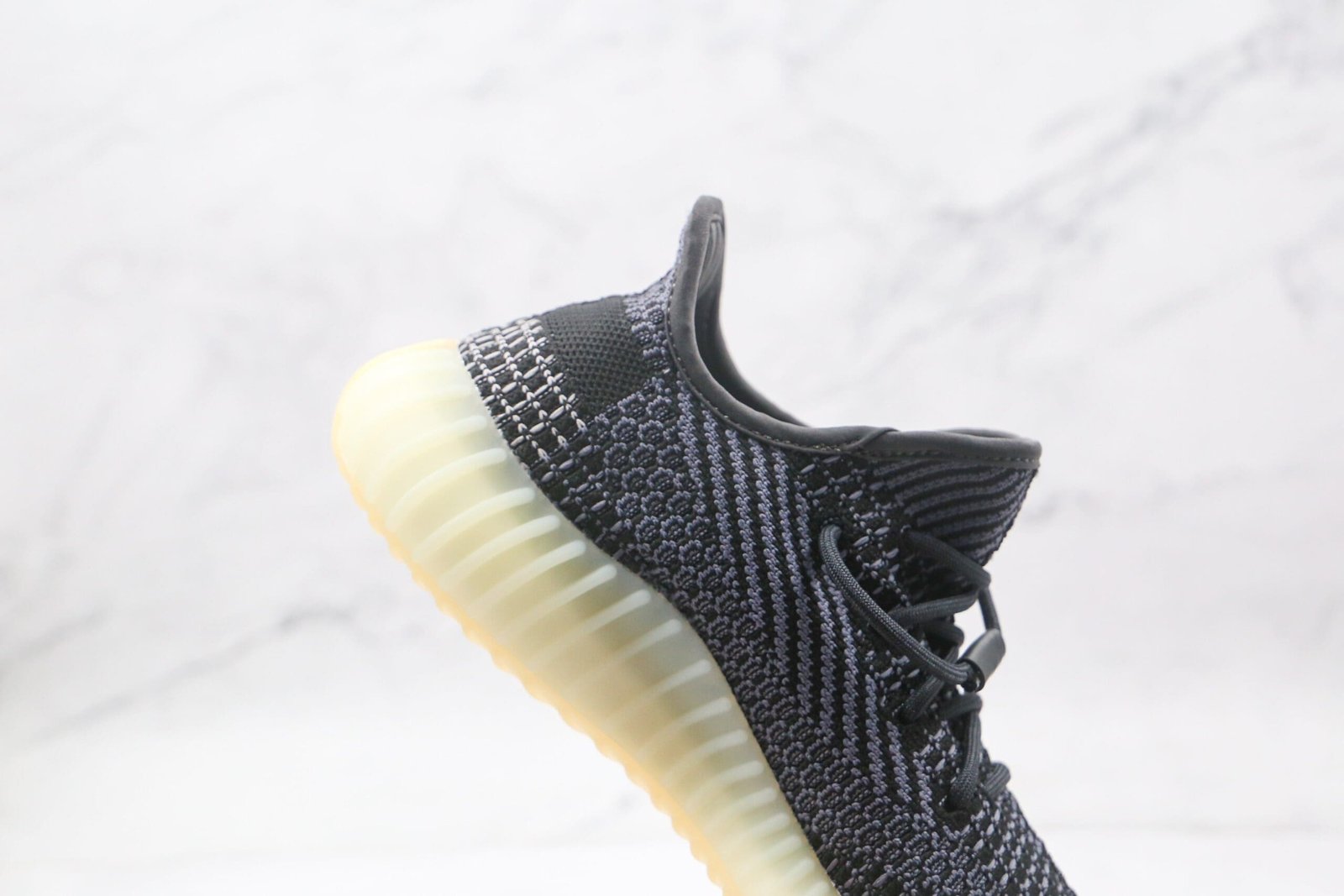 Adidas Yeezy Boost 350 V2 Carbon Adidas Yeezy Boost 350 V2 Carbon
