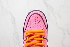 Nike SB Dunk Low The Powerpuff Girls Blossom Nike SB Dunk Low The Powerpuff Girls Blossom