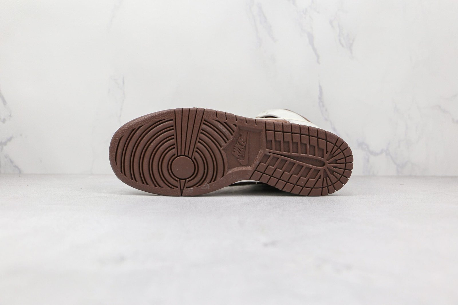 Nike Dunk High Light Chocolate Nike Dunk High Light Chocolate