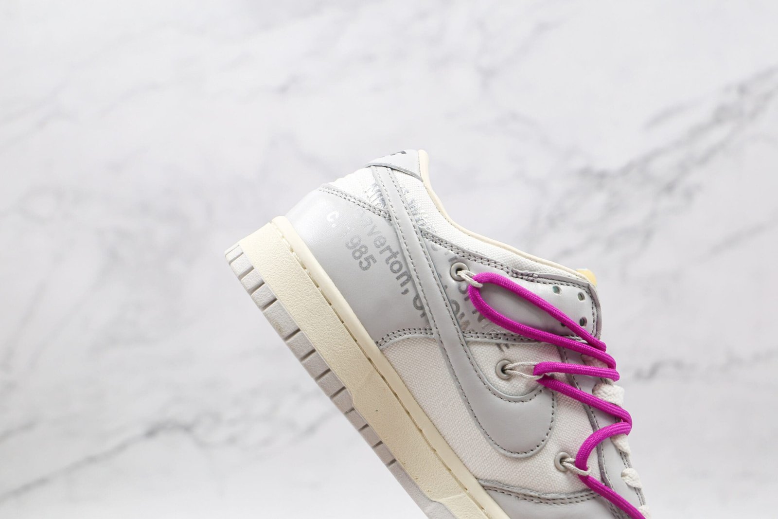 Nike Dunk Low Off White Lot 21 of 50 Nike Dunk Low Off White Lot 21 of 50