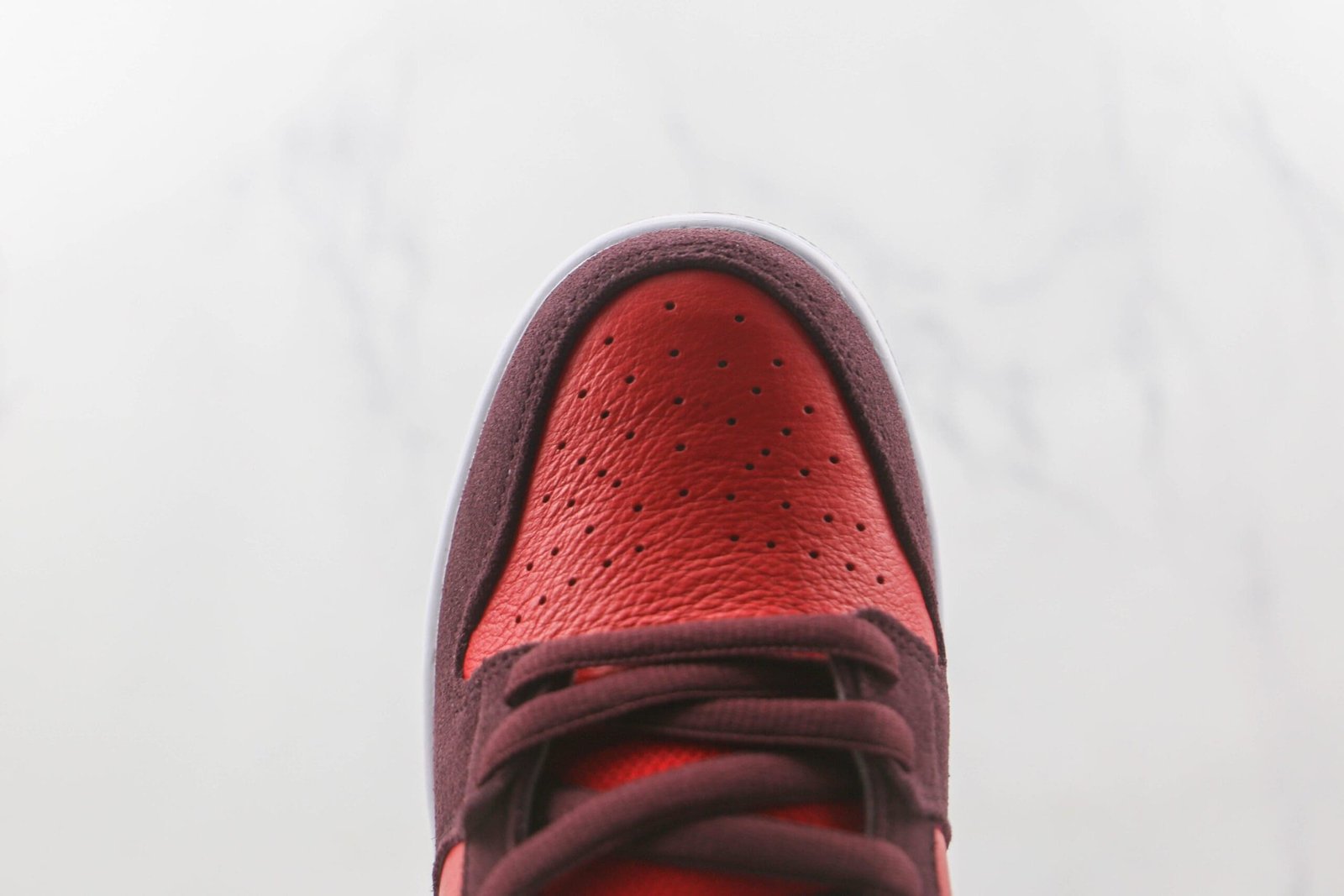 Nike SB Dunk Low Cherry Nike SB Dunk Low Cherry