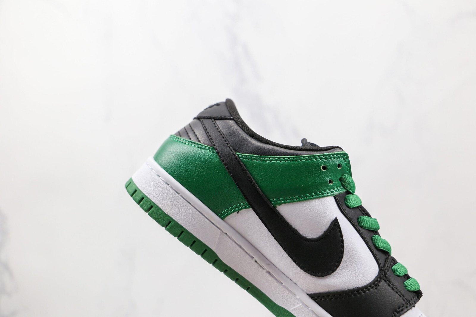 Nike SB Dunk Low Classic Green Nike SB Dunk Low Classic Green