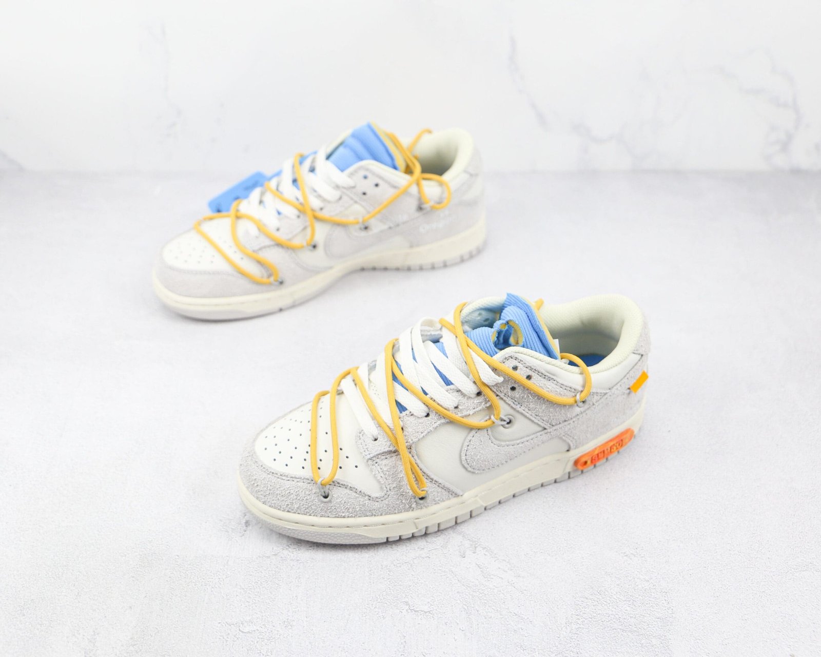Nike Dunk Low Off-White Lot 34 of 50 Nike Dunk Low Off-White Lot 34 of 50