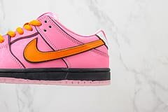 Nike SB Dunk Low The Powerpuff Girls Blossom Nike SB Dunk Low The Powerpuff Girls Blossom