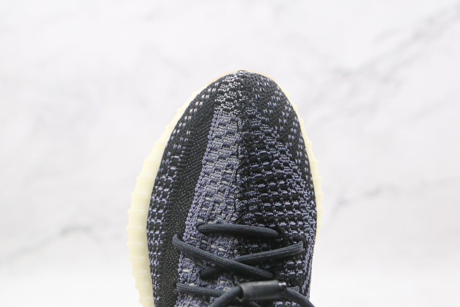 Adidas Yeezy Boost 350 V2 Carbon Adidas Yeezy Boost 350 V2 Carbon