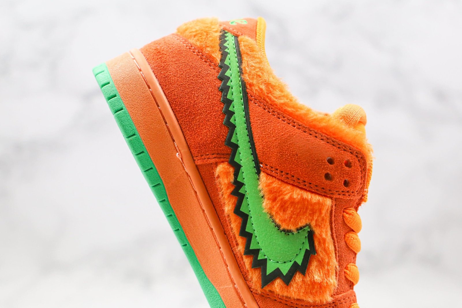Nike SB Dunk Low Grateful Dead Bears Orange Nike SB Dunk Low Grateful Dead Bears Orange
