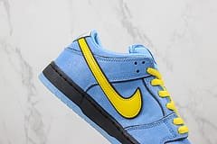 Nike SB Dunk Low The Powerpuff Girls Bubbles Nike SB Dunk Low The Powerpuff Girls Bubbles