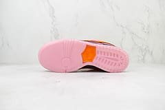 Nike SB Dunk Low The Powerpuff Girls Blossom Nike SB Dunk Low The Powerpuff Girls Blossom