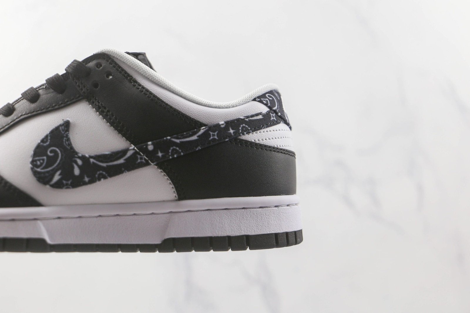 Nike Dunk Low Black Paisley Nike Dunk Low Black Paisley