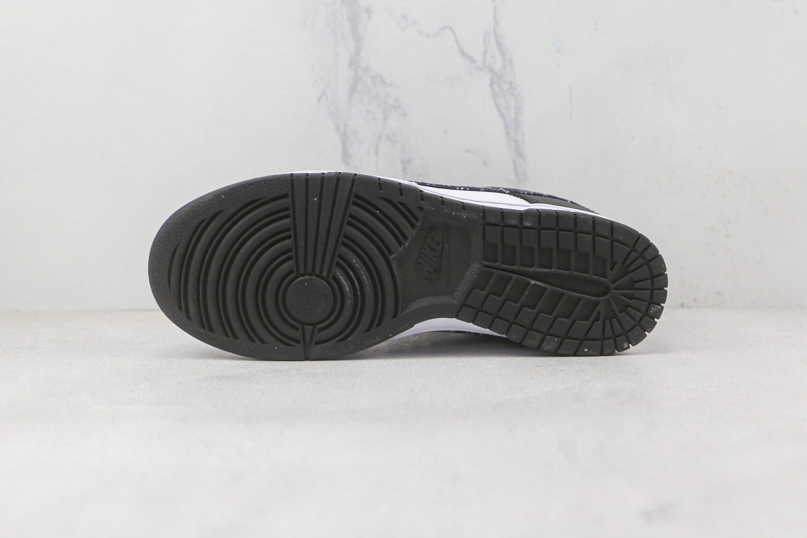 Nike Dunk Low Black Paisley Nike Dunk Low Black Paisley