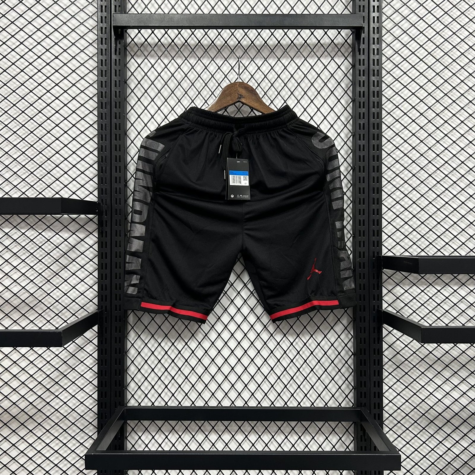 Bermudas do Jordan Branca e Preta Bermudas do Jordan Branca e Preta