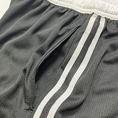 Bermudas Jordan Branca e Preta Masculina Dri-Fit Bermudas Jordan Branca e Preta Masculina Dri-Fit Bermudas Jordan Branca e Preta Masculina Dri-Fit