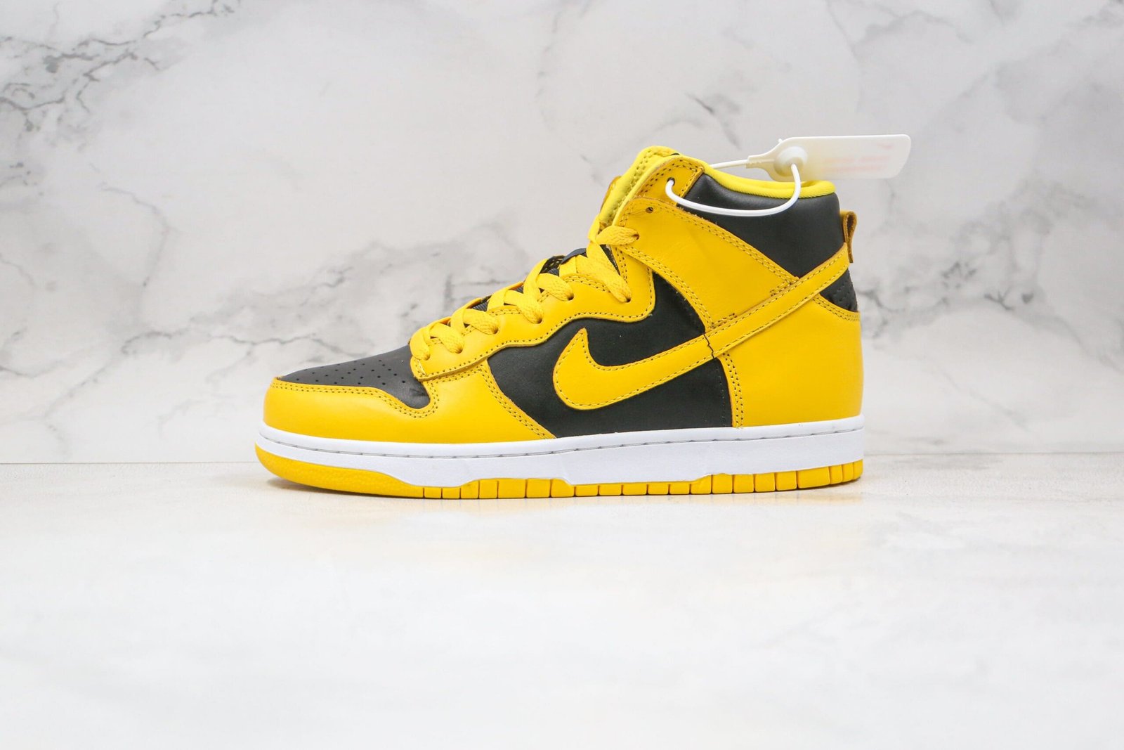 Nike Dunk High Varsity Maize Nike Dunk High Varsity Maize
