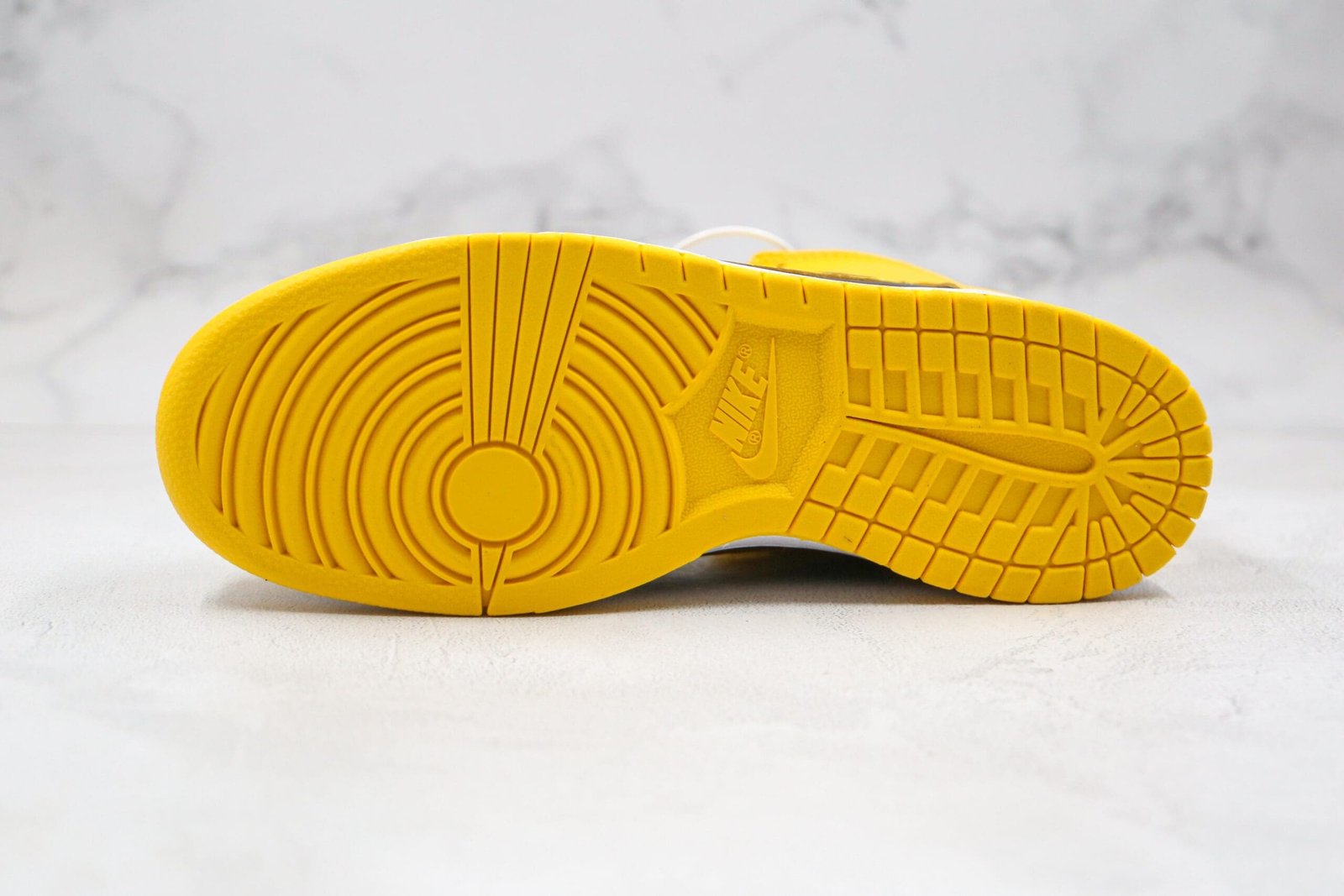Nike Dunk High Varsity Maize Nike Dunk High Varsity Maize