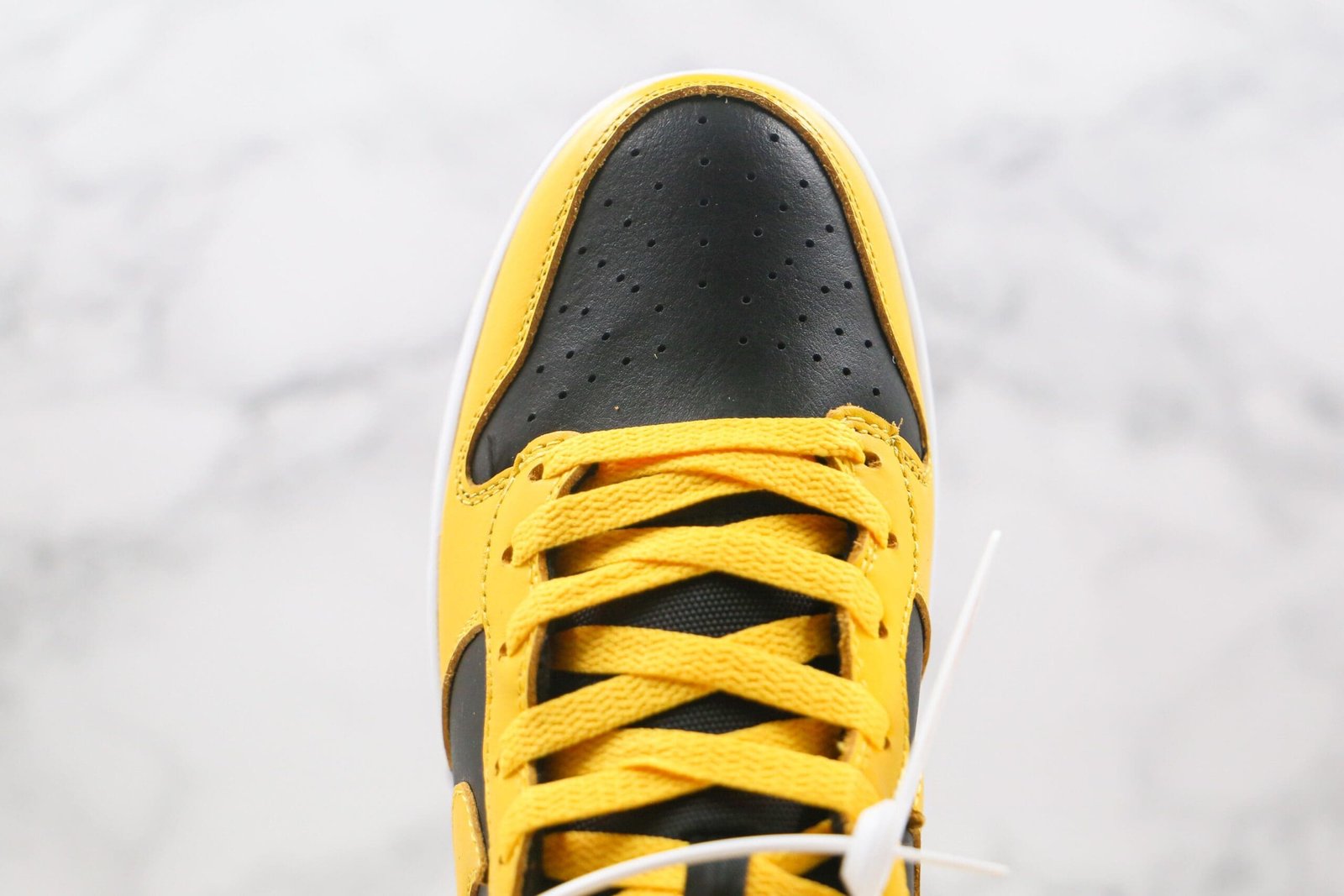 Nike Dunk High Varsity Maize Nike Dunk High Varsity Maize